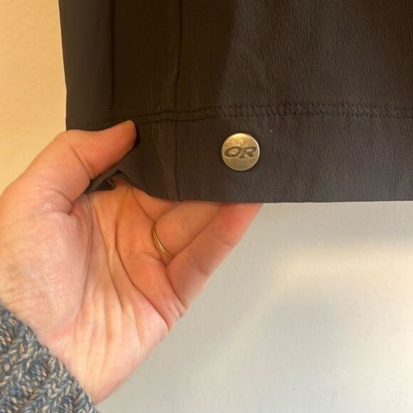EXCELLENT CONDITION WOMEN’S SIZE 6 OUTDOOR RESEARCH FERROSI WRAP BLACK SKIRT - Picture 2 of 9
